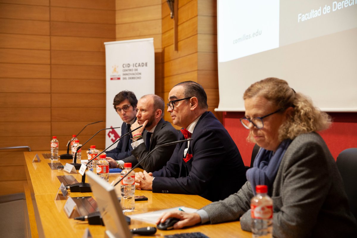 ICADE_Derecho's tweet photo. 🗣️ Ayer durante la jornada organizada por la Cátedra @Deloitte Legal  de Tributación Empresarial de @ICADE_Derecho y el Centro de Innovación del Derecho (#CIDICADE) estuvimos hablando a cerca del "Impuesto temporal de solidaridad de las grandes fortunas". 🔝 https://t.co/N169JmjWdw