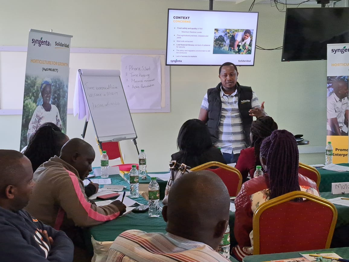 #Happeningnow
2nd day of the #Trainer of Trainees (ToT) #training organized by <a href="/SolidaridadECA/">Solidaridad East and Central Africa</a> <a href="/Syngenta/">Syngenta</a> and <a href="/Cropnuts/">Crop Nutrition Laboratory Services (Cropnuts)</a>  under the Horticulture for Growth (H4G) Project in Wote-Makueni County. 

The key topics are Good Nursery Est &amp; Mgmt. practices, CSA &amp; soil fertility Management