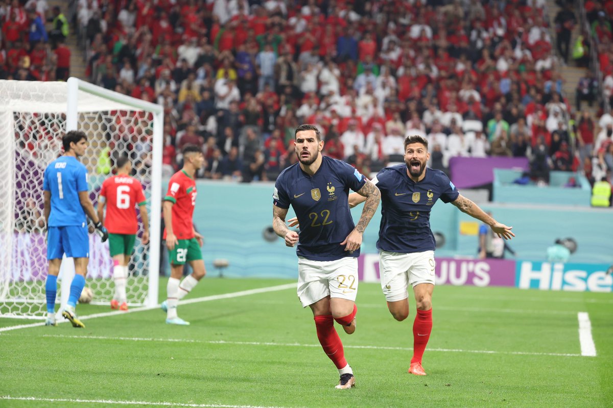 #Audiences <a href="/TF1/">TF1</a> #FIFAWorldCup    
CARTON POUR LA 1/2 FINALE 
🇫🇷 FRANCE/MAROC 🇲🇦

📌 20,7M DE TÉLÉSPECTATEURS
🔝 Pic à + de 23M de tvsp

🔥 MEILLEURE AUDIENCE DEPUIS 2016 TOUS PROGRAMMES ET CHAÎNES CONFONDUS
✅66% PdA 4+
✅78% PdA 25-49
✅81% Hom 25-49
✅74% FRDA-50
✅83% 15-34