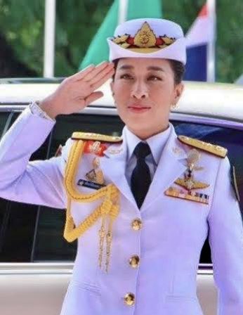 WassanaNanuam's tweet photo. ขอพระองค์ ทรงปลอดภัย
พระสยามเทวาธิราช คุ้มครอง

.
สำนักพระราชวังออกแถลงการณ์
“เจ้าฟ้าพัชรกิติยาภา"ทรงพระประชวร 
ด้วยอาการทางหัวใจ เข้าประทับที่รพ.จุฬาหลังทรงหมดสติ
ขณะทำการฝึกสุนัขทรงเลี้ยง
ที่จะเข้าแข่งขันสุนัขที่สนามฝึกกองพันสุนัขทหาร ปากช่อง 
นครราชสีมา
https://t.co/r7axgd8y6k https://t.co/K1cQCeISJo