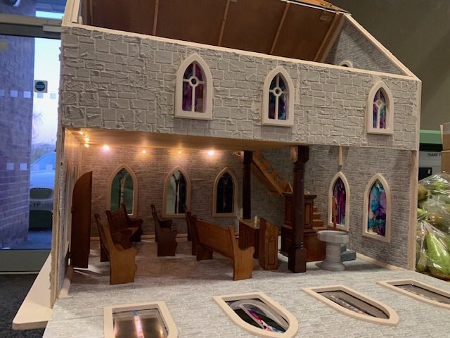 Lakeside_school's tweet photo. Mr and Mrs Hobbs have very kindly donated this beautiful model church for our children to use. #thankyou @lincolndbe @CofELincoln #whatalovelythought #madewithlove #talentedlady #churchwithastory https://t.co/Db64RFTQDu