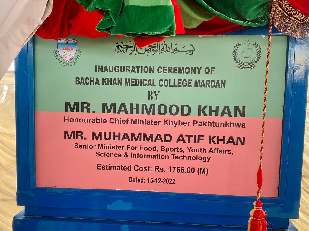 adil48732's tweet photo. Welldone CM kpk IA will be agian CM KP IA
@IMMahmoodKhan
#CMKP_IN_MARDAN @KaleemU63 https://t.co/90N6k3bAd1