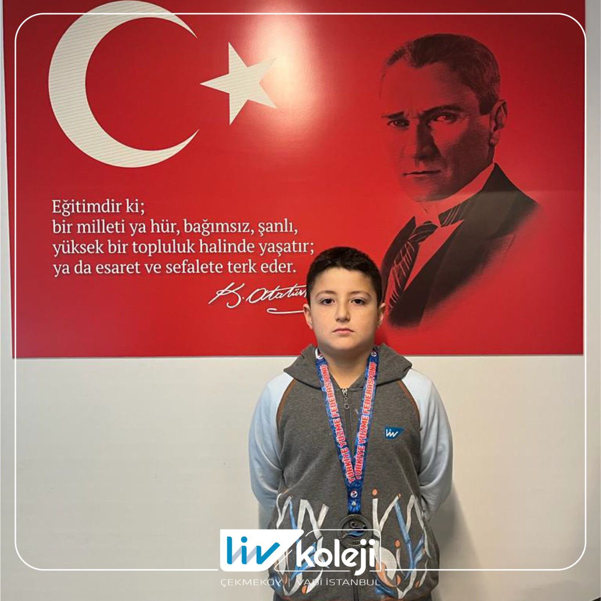 Öğrencimiz Kağan Benveniste 9-11 Aralık 2022 tarihlerinde Samsun'da gerçekleşen 11 yaş Ulusal Gelisim Projesi Ligi Türkiye Yüzme Şampiyonasında 400 m. serbest  yarışında gümüş madalya almıştır. #livkoleji