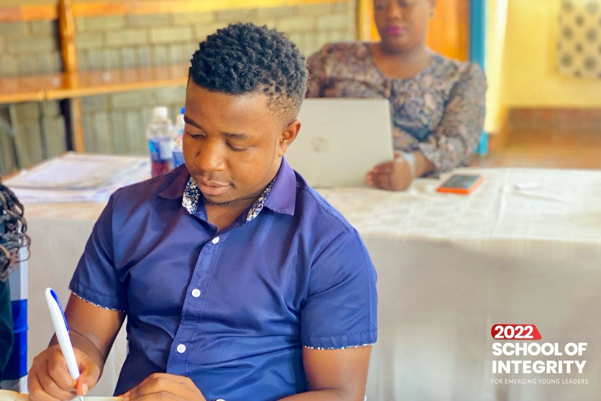 <a href="/TIZim_info/">Transparency International Zimbabwe</a> The media as a watchdog ensures there is transparency and accountability to power, because it is there to serve the public and curb corruption. #SOIFellowship #Playyourpart <a href="/chikumbut/">Tafadzwa Chikumbu</a> <a href="/anesuchirisa/">Isheanesu CHIRISA</a>