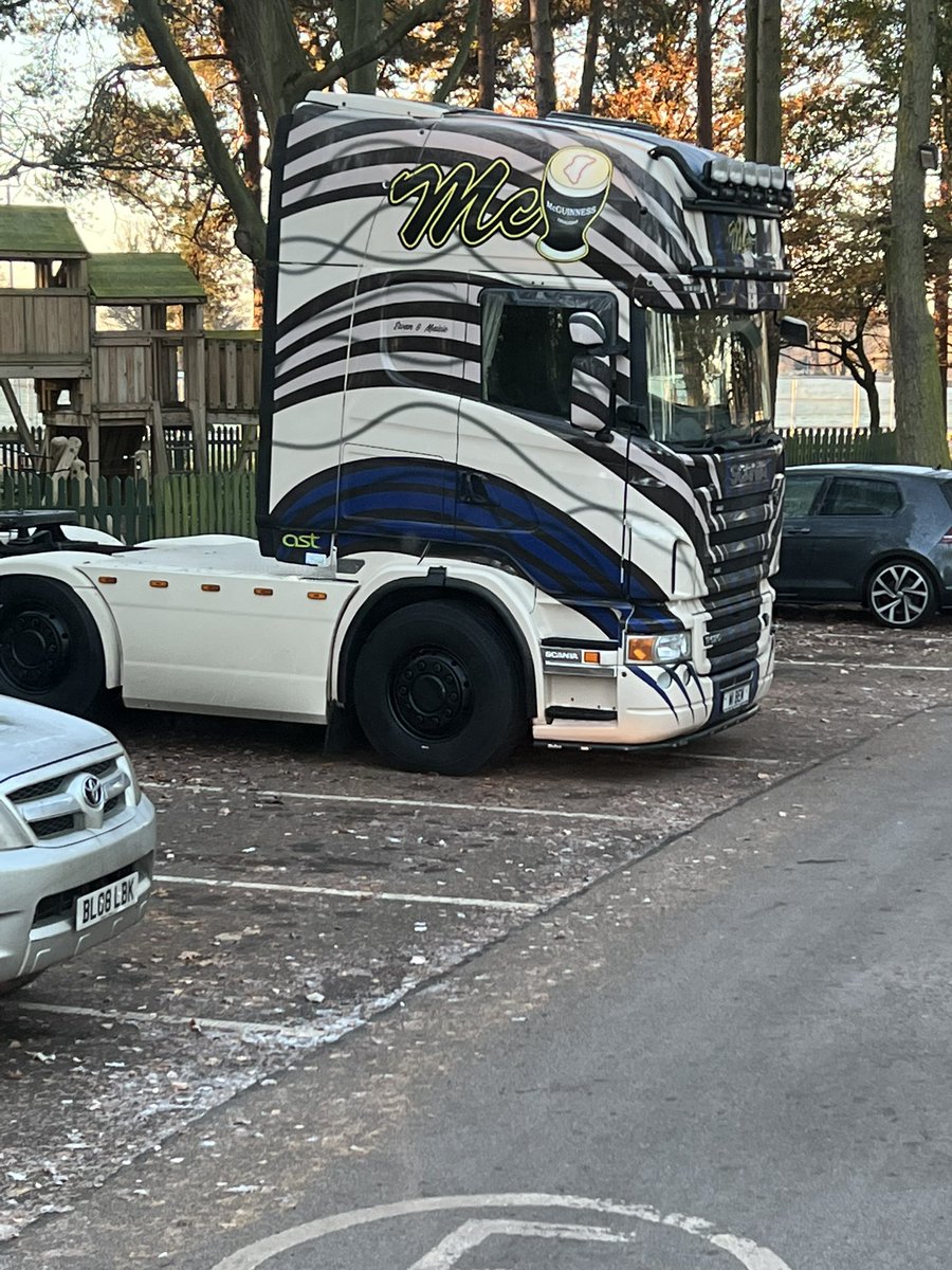 grubb_craig's tweet photo. @jm130tt I’ve just been delivering to the Belfry in a Scania, but yours is a lot better😂😂 https://t.co/s8CTGhqwE3