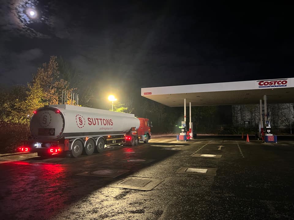 One of our fuels Drivers Chris Perry shared with us this fantastic photo that he took while making a delivery to a local Costco. Chris mentioned that it was -4 degrees Celsius outside when he made this delivery!
 
Great photo Chris, thanks for sharing.
