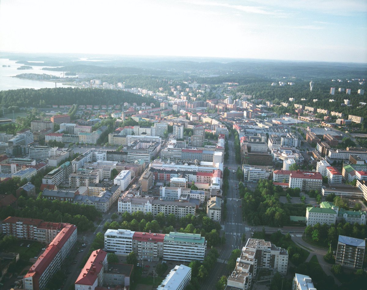 Lahden tavoitteena on olla jätteetön kestävän kulutuksen kaupunki vuonna 2050 - kaupungin uusi kiertotalouden tiekartta on julkaistu!

Lue lisää: materiaalitkiertoon.fi/fi-FI/content/…

#Kiertotalous #Kierrätys #Tiekartta <a href="/LahdenKaupunki/">Lahden kaupunki / City of Lahti</a>