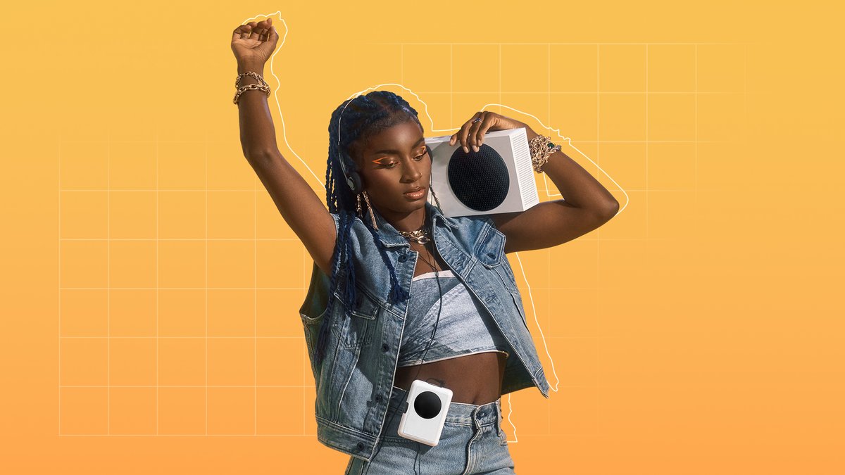 Gaming ist einfach besser mit Musik! 

Gewinnt diesen limitierten Kassettenspieler im Series S-Design zusammen mit Tracks aus dem #XboxGamePass. 

So macht ihr mit:
1. <a href="/XboxDACH/">Xbox DACH</a> folgen ✅
2. Tweet liken + RT ❤️🔁

TNB 👉 xbox.com/de-de/promotio…