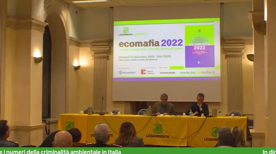 🟣LIVE - Dal Centro Congressi Cavour a Roma 
Presentazione #Ecomafia 2022 - 
Le storie e i numeri della #criminalità ambientale in #Italia
Con <a href="/EnrFont/">Enrico Fontana</a>, responsabile Osservatorio nazionale Ambiente e Legalità, e <a href="/StefanoCiafani/">Stefano Ciafani</a>, presidente <a href="/Legambiente/">Legambiente</a> 
 👉youtube.com/watch?v=OZTXOv…
