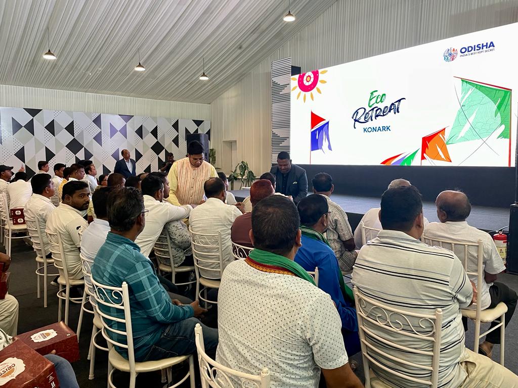 TourismDptt's tweet photo. Thrilled to announce the opening of India's most exciting glamping event #EcoRetreat in #Konark !! This year's @ecoretreat_ot at the picturesque #Ramchandi Beach in Konark promises to be even more entertaining and interesting than ever before. https://t.co/oXX7NweN4l