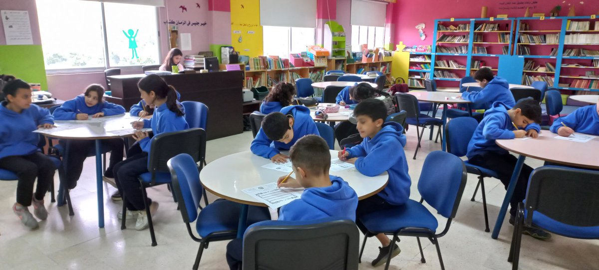 ghadazs's tweet photo. اليوم العالمي للّغة العربيّة
طبّق متعلمو صف المكتبة نشاطًا في الخط، فأبدعوا وتميّزوا
#نشاطات_اليوم_العالمي_للّغة_العربيّة 
#حصص_المكتبة
@MakAishaSchool https://t.co/cjmw72WqV3