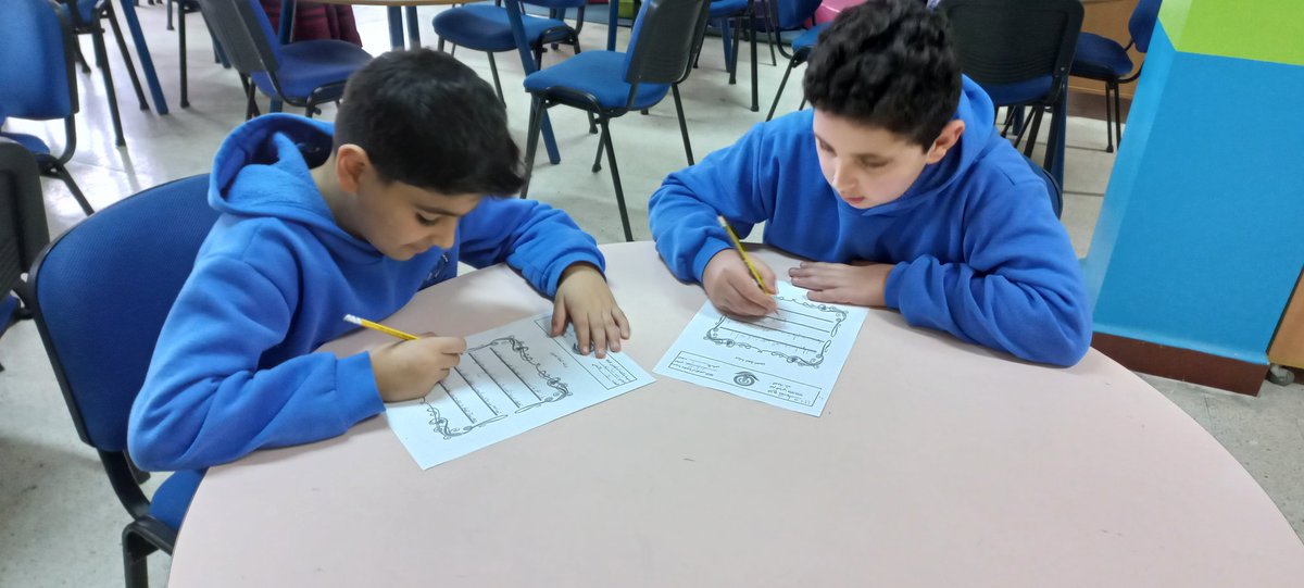 ghadazs's tweet photo. اليوم العالمي للّغة العربيّة
طبّق متعلمو صف المكتبة نشاطًا في الخط، فأبدعوا وتميّزوا
#نشاطات_اليوم_العالمي_للّغة_العربيّة 
#حصص_المكتبة
@MakAishaSchool https://t.co/cjmw72WqV3