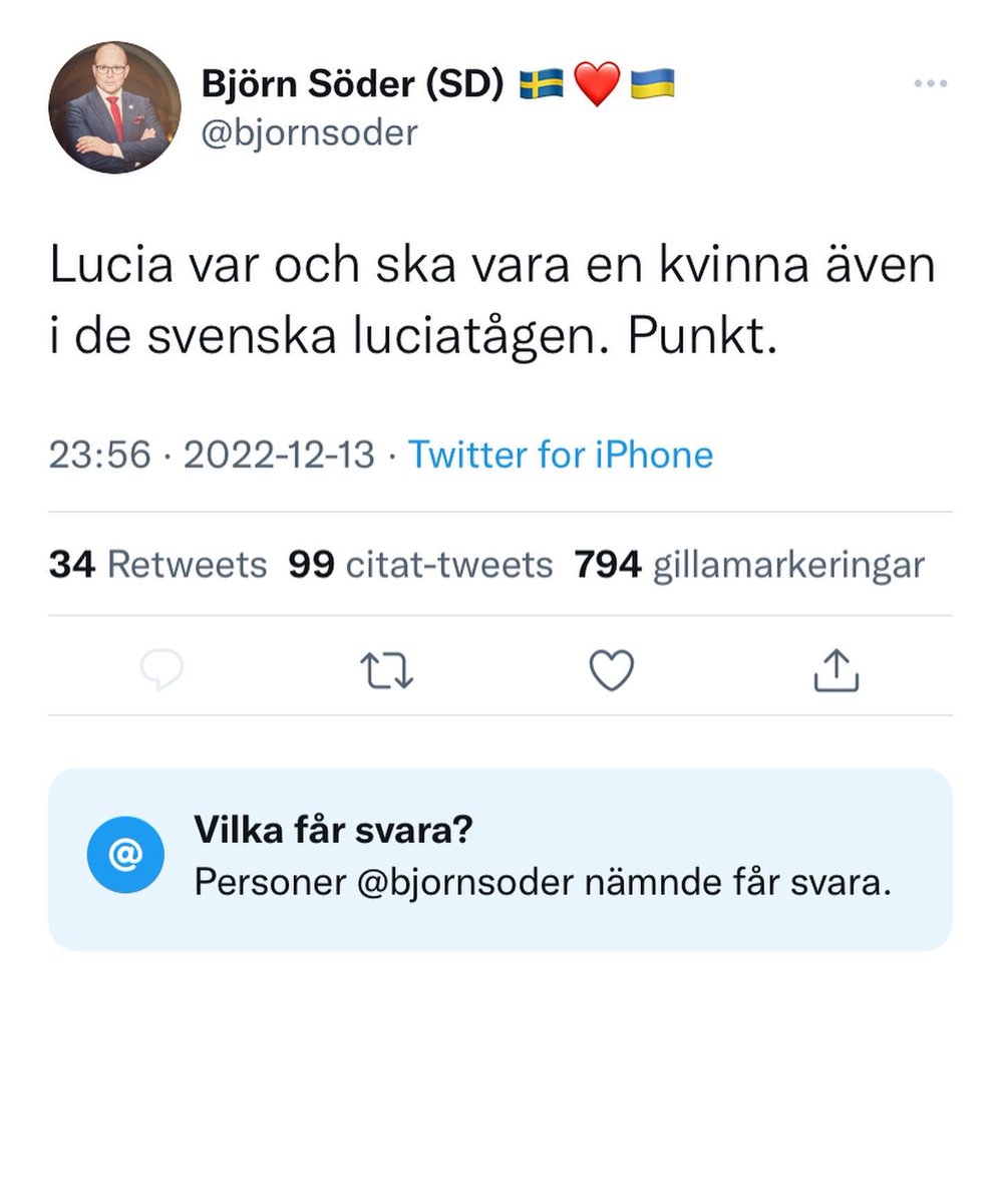 DrEmmaFrans's tweet photo. Svensk historia enligt SD vs svensk historia enligt Nordiska museet https://t.co/nYfhmRQnGA