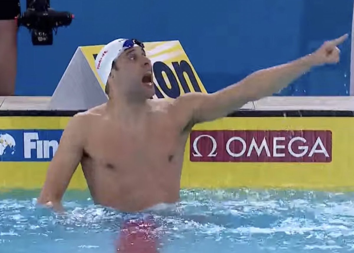 kylesockwell's tweet photo. CHAD LES CLOS IS BACK BABYYY!!!

1:48.27 to win World Championship GOLD in the Men’s 200 butterfly and a whole lot of emotion afterwards 😤 https://t.co/gV6Unpvf1e