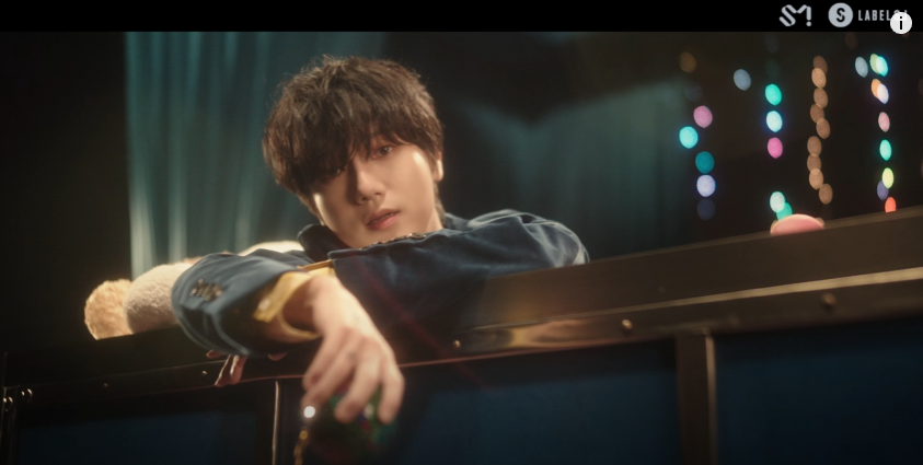 GyeGyuu's tweet photo. KIM YESUNG IS SO HANDSOME! I SWEAR! AND HIS VOICE TOO! DAMN YOUUUU YESUNG. SO PERFECT!!
@shfly3424 💙💙💙💙

SUPER JUNIOR CELEBRATION 
#CelebrateWithSUPERJUNIOR
#슈퍼주니어_11집_완전_Celebration
@SJofficial https://t.co/ZKVENqeDhi