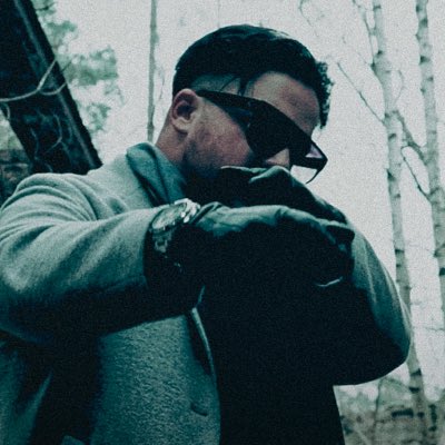MRDesi030's tweet photo. #NeuesProfilbild https://t.co/CjZ4rKqj0e