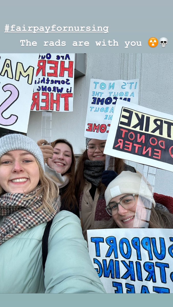 maredlois's tweet photo. #RCNStrike #fairpayfornurses https://t.co/xFi6LScWBj