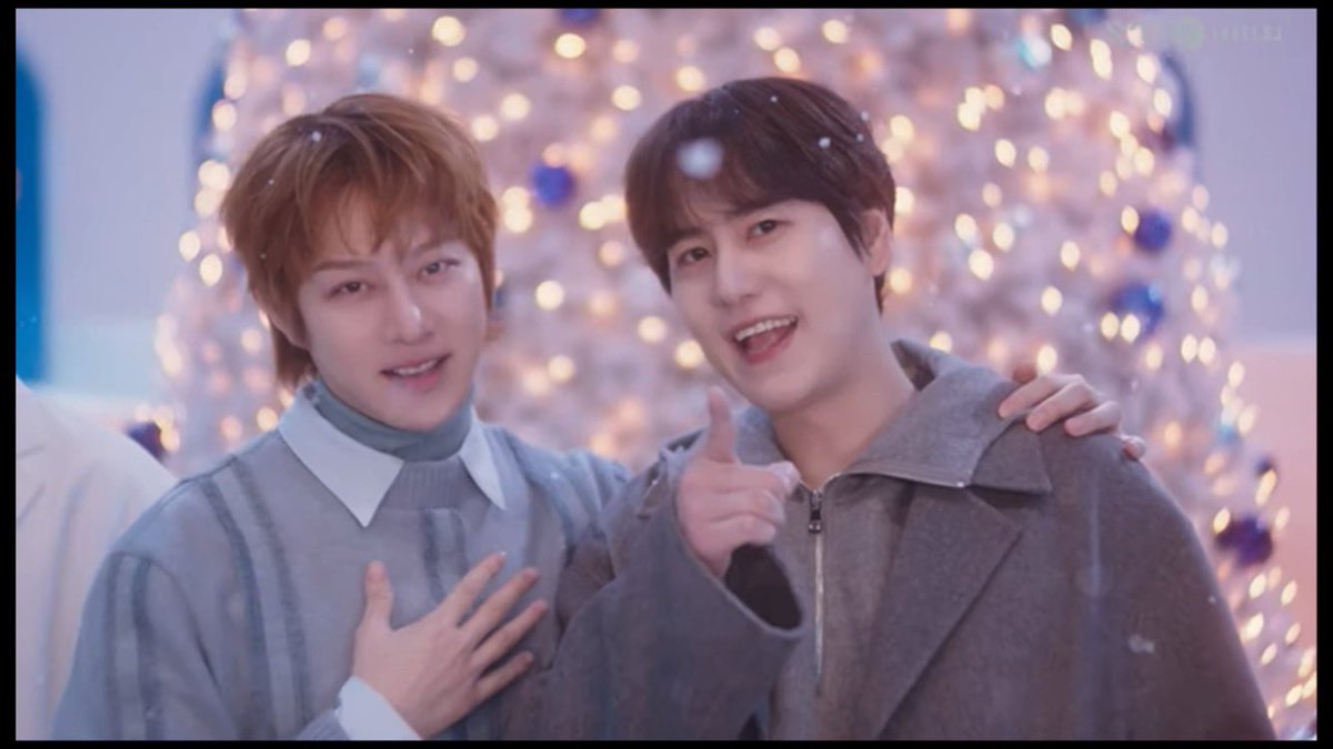 gyurei23's tweet photo. SUPER JUNIOR 슈퍼주니어 'Celebrate' MV https://t.co/I1pNvW8EkY 

축하해요👏👏👏 같은 자리 같은 우리
렛츠 셀러브레이트 약속할 테니💫💫

#CelebrateWithSUPERJUNIOR
#슈퍼주니어_11집_완전_Celebration https://t.co/NsDKmEuCID