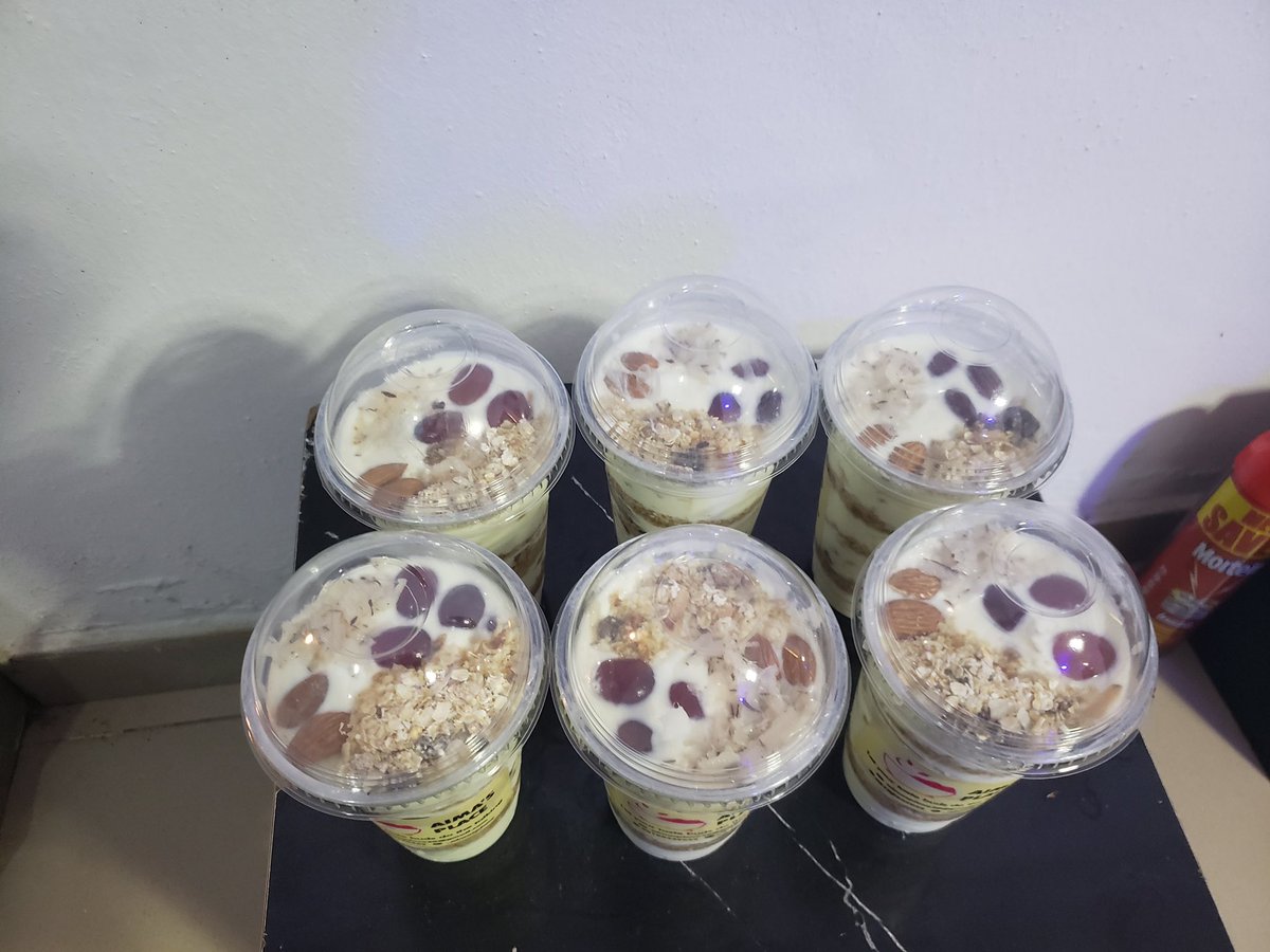 thewomenorbit's tweet photo. Need a great catering service?
Aimasplace on IG got you covered!
They deal in Catering of small events, food trays, lunch boxes and food and soup packs. They also sell Greek yoghurt and parfait in both wholesale and retail.
Send them a DM to place your order
#twomarketplace https://t.co/Qmw7Lu35Aw