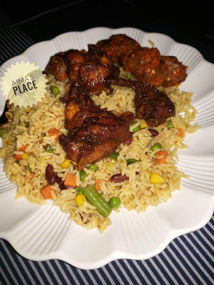 thewomenorbit's tweet photo. Need a great catering service?
Aimasplace on IG got you covered!
They deal in Catering of small events, food trays, lunch boxes and food and soup packs. They also sell Greek yoghurt and parfait in both wholesale and retail.
Send them a DM to place your order
#twomarketplace https://t.co/Qmw7Lu35Aw