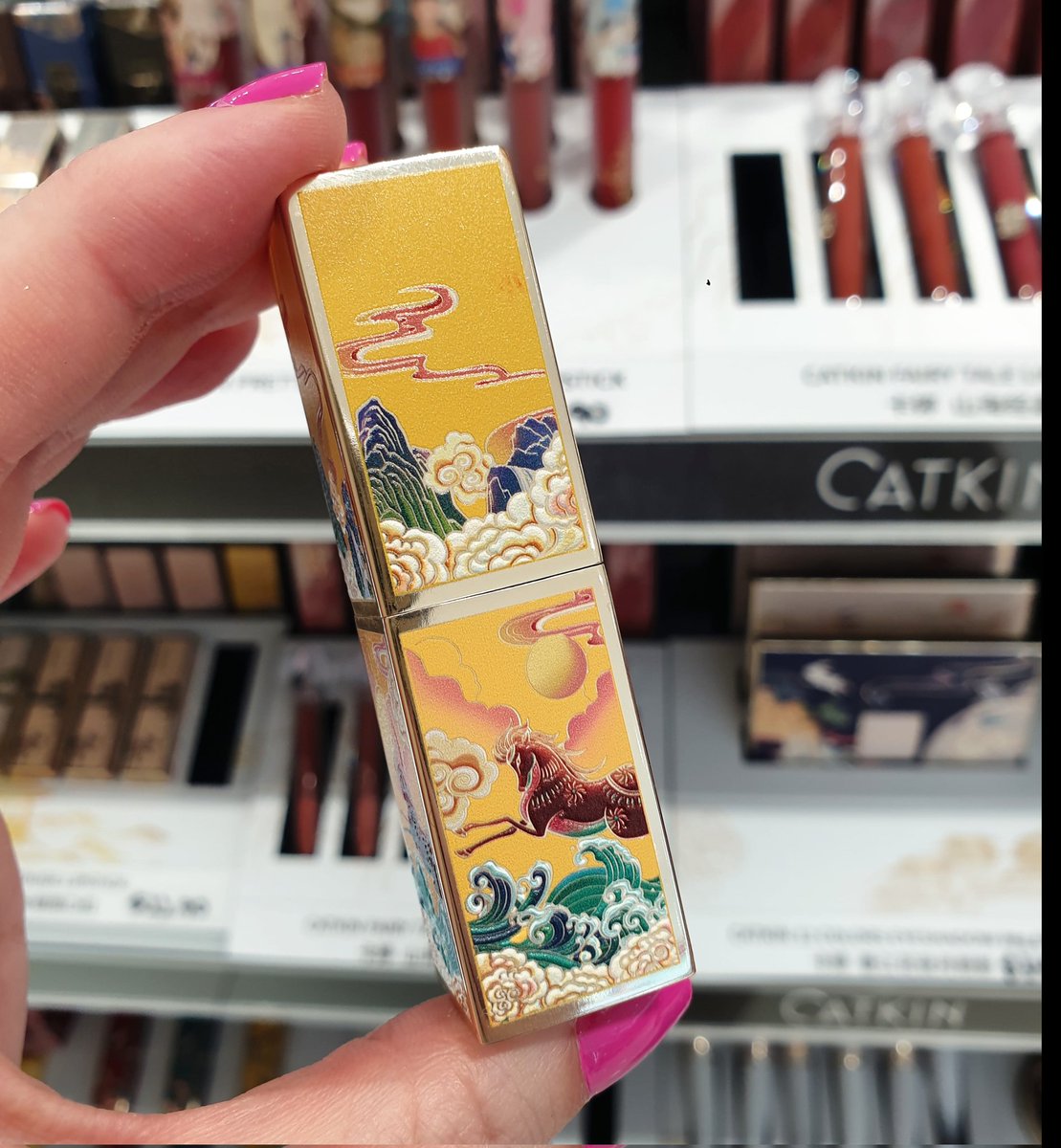 Leigh van den Berg tweet media