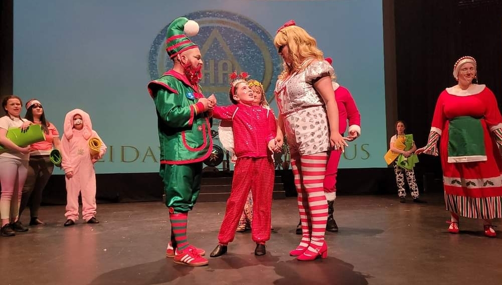 Staff from our #Dundee office are headed to the 'Saving Santa' panto this week. If you're attending too, please tag us in your pictures!

To learn more about how we're supporting local charities this Christmas, watch the video of Santa on our profile...🎅

#OurCommunitiesMatter