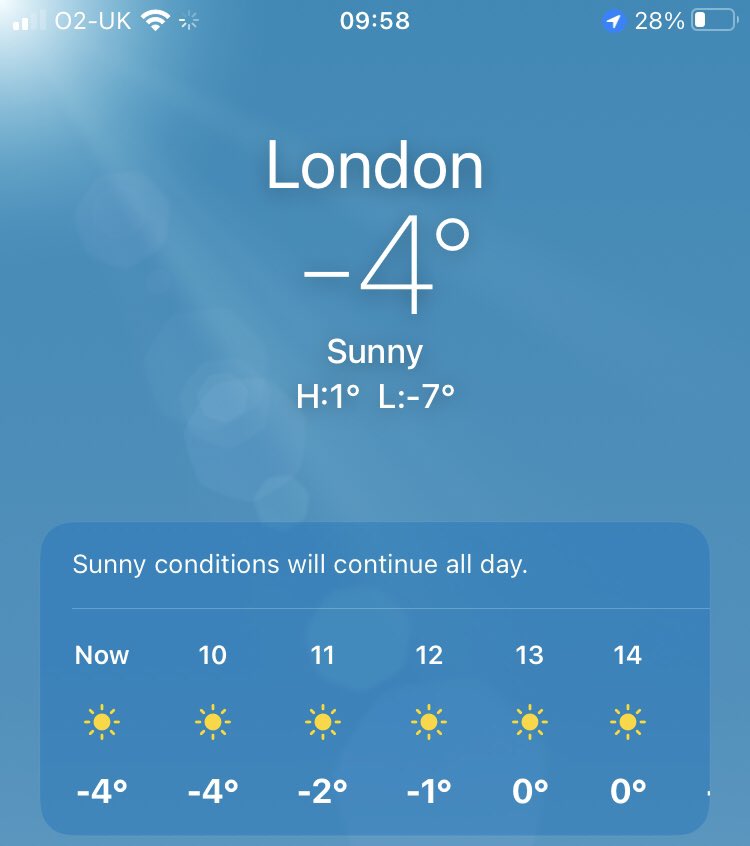 FilmFan1971's tweet photo. Wait, itβs minus four *in the daytime*?! That isβ¦not good. #bitnippyout https://t.co/wpG0V6Xfnm