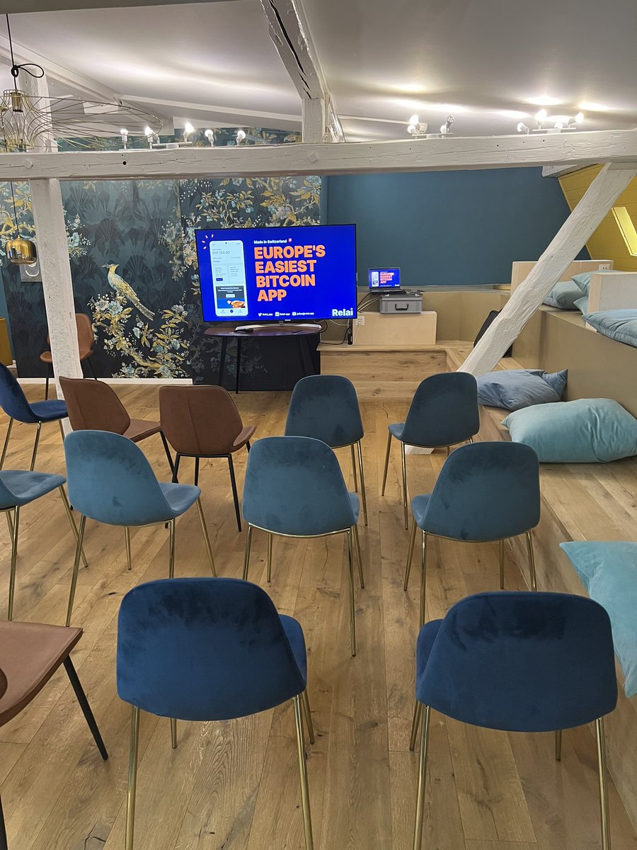 julian_liniger's tweet photo. Ready to orange-pill some @LondonBSchool students at our #TrustSquare office in Zurich!😎🙌🚀 https://t.co/0byHGRFXoU