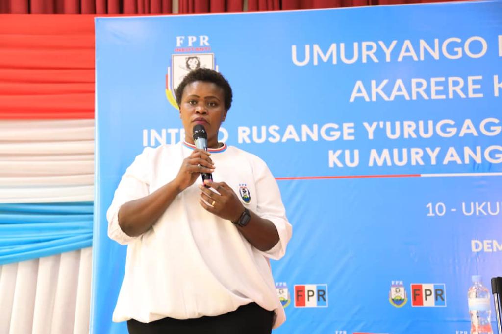 YouthRpf's tweet photo. Inteko rusange y'urugaga rw'Urubyiruko mu Karere ka Kicukiro https://t.co/kdul9tQgaO