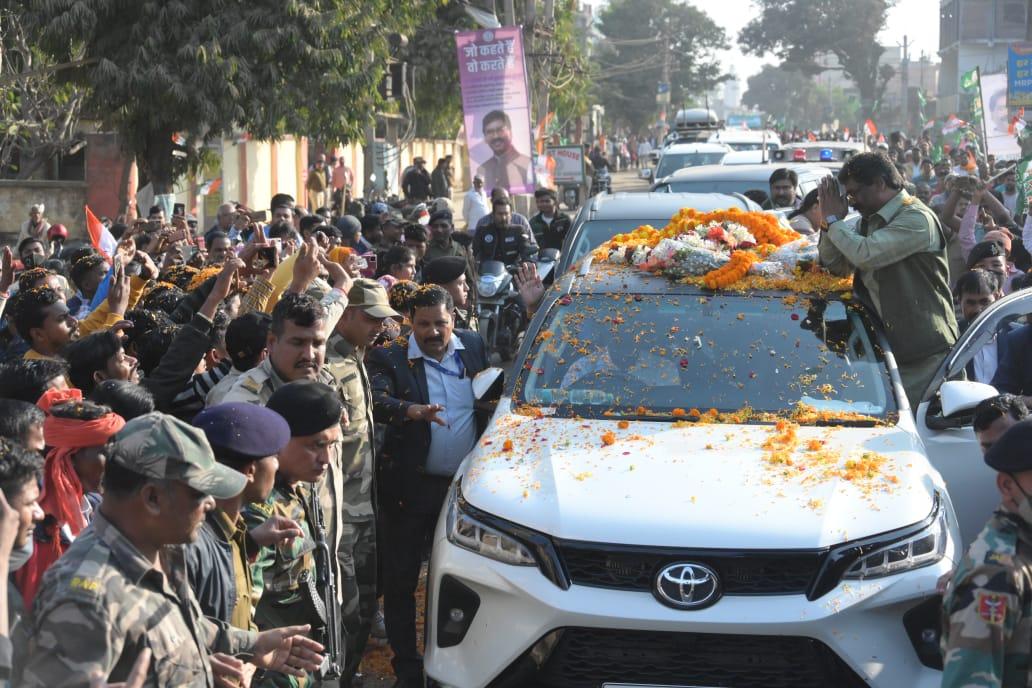 CM Hemant Soren reached Godda