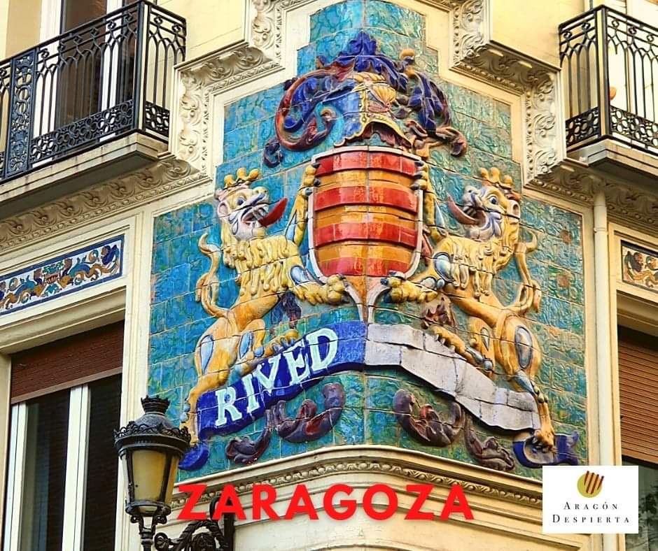 AragonDespierta's tweet photo. 🙂🙂 Nuestro viaje por #Aragón nos lleva hoy a #Zaragoza, concretamente a la popular Farmacia #Rived, sita en la esquina de Calle Estébanes con Calle Don Jaime. https://t.co/75GrRAgvfh