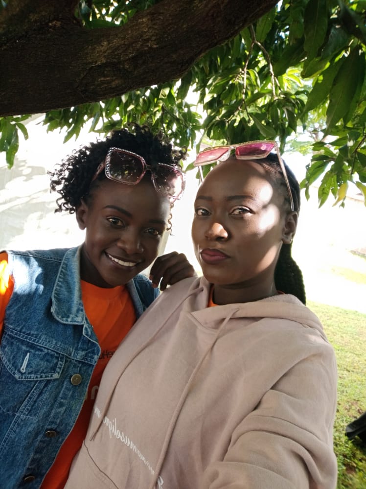 Valaryajwang tweet media