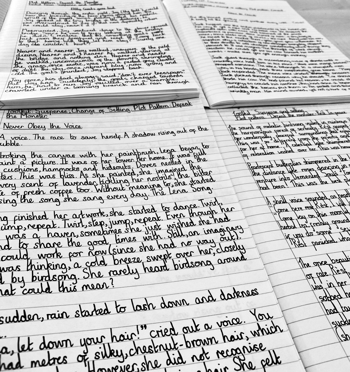 jfEHPS's tweet photo. Another great unit enjoyed by year-sixers.Have really focused on SBWs in my teaching, using margin toolkit comments to bring clarity to the writerly tools @JamieThomasTFW @Kath_Pennington  Onwards we go ✍🏼 https://t.co/GbTPrkQCtu