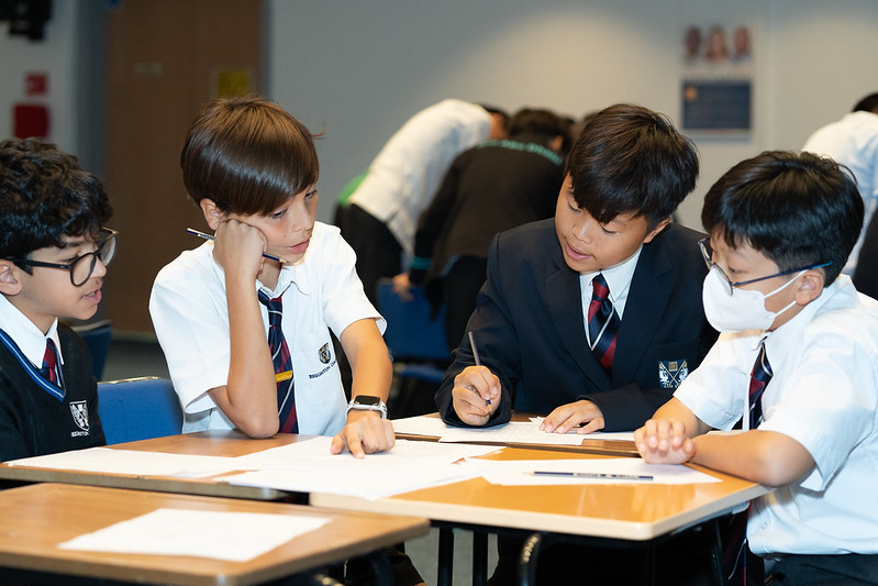 BSAKAbuDhabi's tweet photo. #BSAKMaths welcomed 60 Year 7 &amp; 8 students from across Abu Dhabi, to take part in a 'Schools Maths Challenge' at the end of term. Congratulations to the winning team @cranleighad and a very big thanks to all who took part. https://t.co/WeLBHjMLCG https://t.co/nBBpRYlxNc