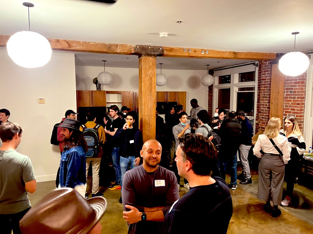 Was awesome seeing the SF tech community super hyped about AI at Ben’s Bites SF meetup! 🔥 Thanks to <a href="/multi_agi/">Multi</a> <a href="/tweetsreez/">Sriya M</a> <a href="/aditya_advani/">Aditya P. Advani</a> <a href="/kazuki_sf_/">Kazuki Nakayashiki</a> <a href="/bentossell/">Ben Tossell</a> for hosting