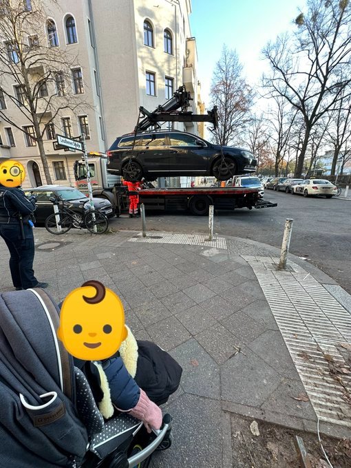 Poliauwei's tweet photo. FREIE FAHRT für ALLE!

Auch für die Jüngsten unter uns.
#RolleSTATTKnolle 
https://t.co/8N7zb20I1t https://t.co/LLws6aLd33