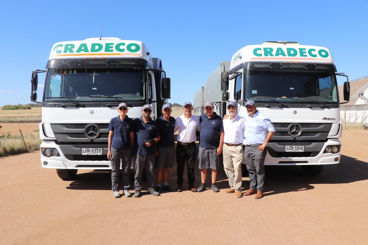 cradeco's tweet photo. Inauguramos nuestro estacionamiento para camiones! Un viejo anhelo de la cooperativa que se pudo concretar con la adquisición de dos predios linderos a la planta de silos y el apoyo invalorable  de la @IntColonia! Agradecemos también al municipio de Colonia Valdense por su apoyo! https://t.co/77HnqlQIoC