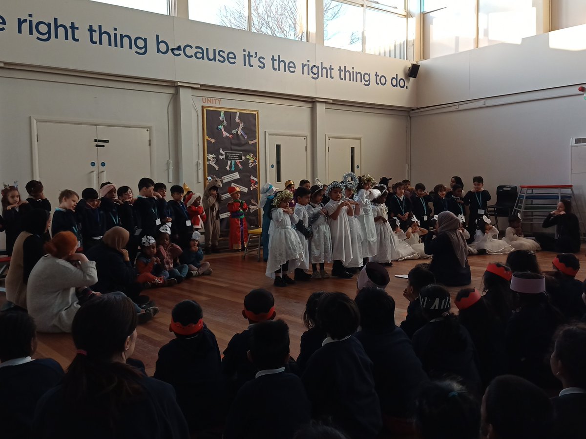 dixonsmn_pc's tweet photo. Christmas fun and brilliant performances at our Nativity and Christmas concert. "We get over 400 presents every day when we see all of you in our school." #Unity @dixonsmnp https://t.co/0ynNGHkhoe