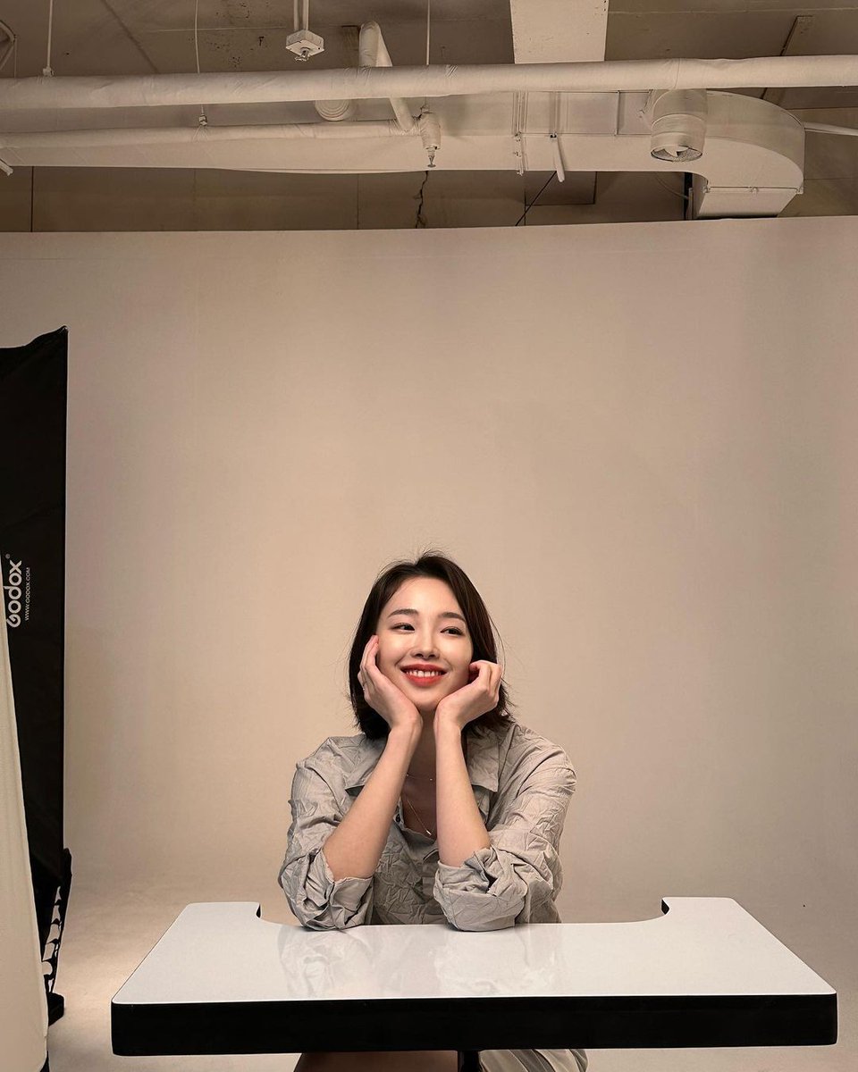 ssullyyoon's tweet photo. Light, camera, action! https://t.co/JKPkx7mqJy