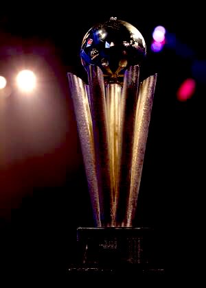 BastiSchwele's tweet photo. It’s the most wonderful time of the year…
Vorfreude: riesig
Heute ab 19:30 startet die 30. #DartsWM @SPORT1 @SPORT1_PR
#lovethedarts
#allypally
#robstar180
#granatostyle https://t.co/JRUvB8L56z