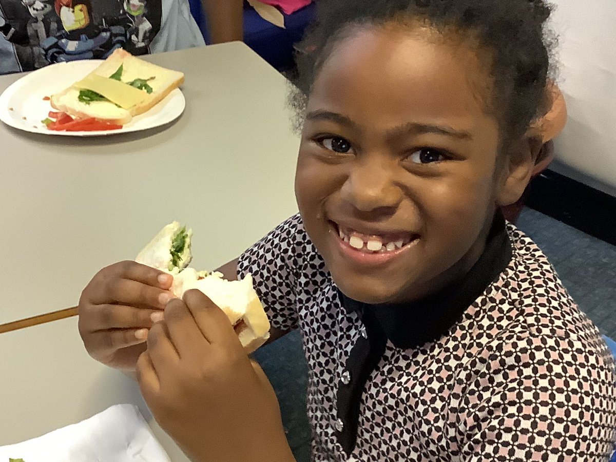 What better way to kickstart the Christmas season than witnessing the first harvest? 
Students across 16 schools enrolled in our Grow@School programme and witnessed the firsthand joys of farming vegetables.
We can't wait to see what they cook up in the coming weeks! Stay tuned.
