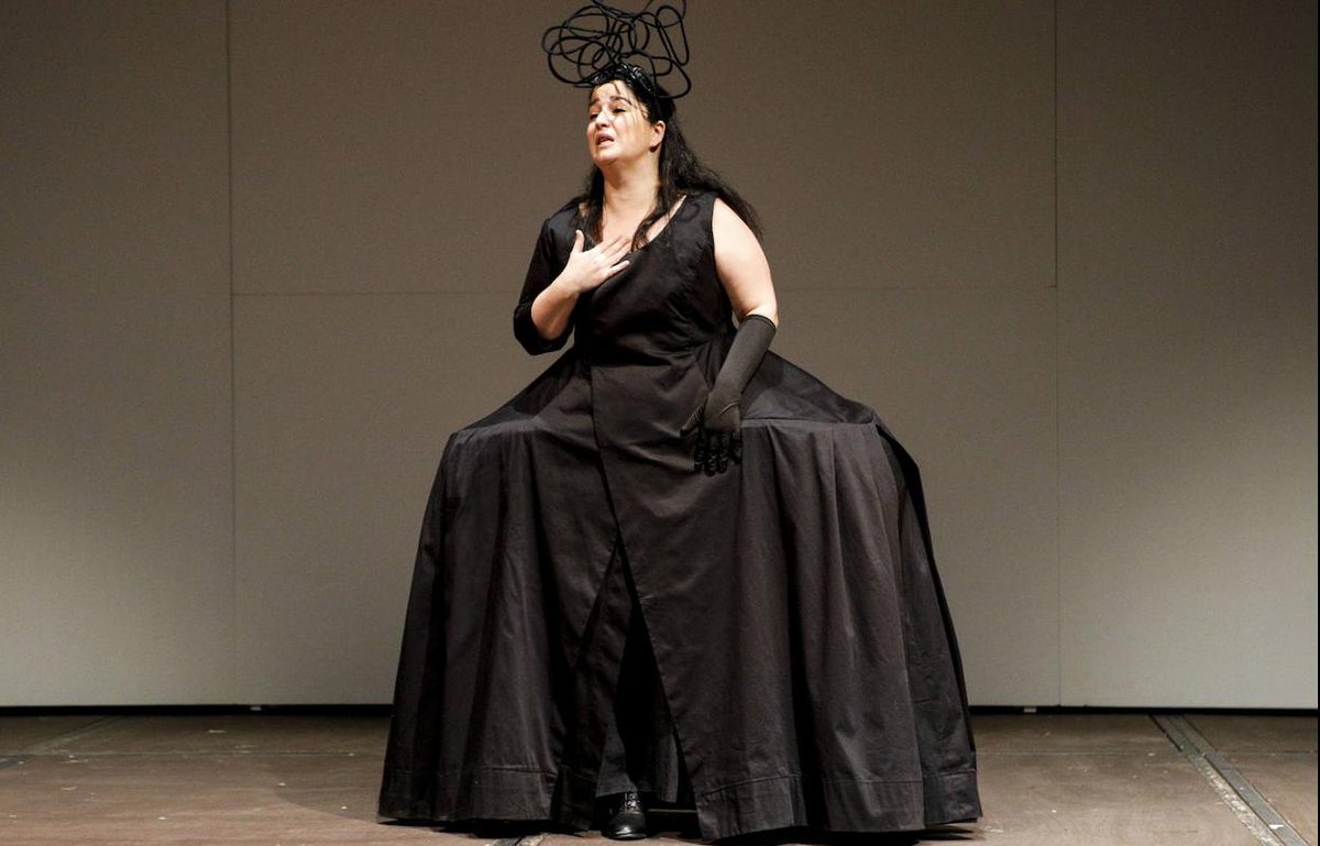 Bcn_SantMarti's tweet photo. El Festival #DonaCrea @FCreamujer presenta l'obra de teatre 'Menina, soy una puta obra de Velázquez', coproduïda amb el Festival de Teatre Clàssic de Càceres:

📅 Demà divendres
📍 @ccbesosmaresme 

Reserva la teva entrada! 👉 https://t.co/ucQoNJwog2 https://t.co/YWxPdAB1So