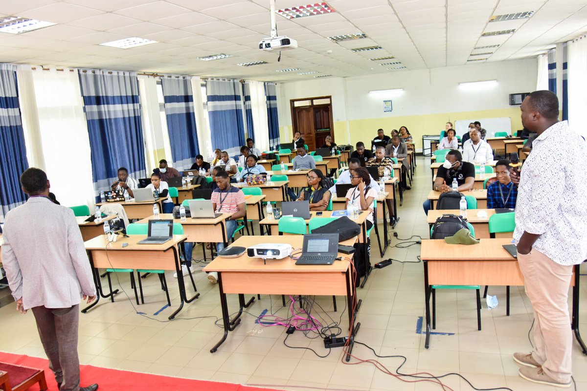 African Institute for Mathematical Sciences (AIMS) (@aims_next) on Twitter photo #Opportunity
.<a href="/AIMS_Rwanda/">AIMS RWANDA</a> is inviting applications for the graduate training school “Foundational Methods in Data Science” scheduled from March 19, 2023 to April 8, 2023 at AIMS Rwanda, Kigali
For more details click here: bit.ly/3BECr8G
Deadline: 15 January 2023 #Opportunity
.<a href="/AIMS_Rwanda/">AIMS RWANDA</a> is inviting applications for the graduate training school “Foundational Methods in Data Science” scheduled from March 19, 2023 to April 8, 2023 at AIMS Rwanda, Kigali
For more details click here: bit.ly/3BECr8G
Deadline: 15 January 2023