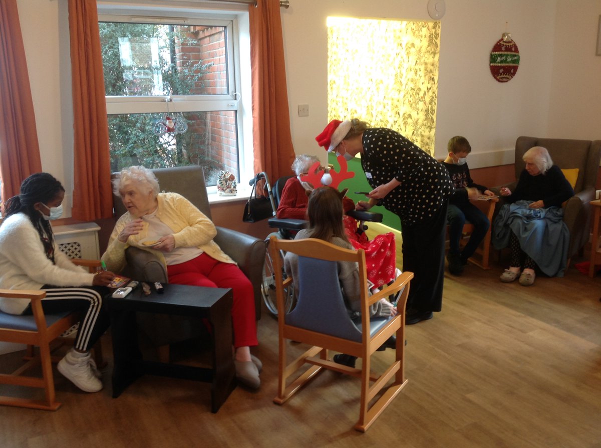 lawnprimary's tweet photo. Our Anti-Bullying Ambassadors enjoyed a festive trip to visit our local Care home yesterday. Lots of Christmas fun, bingo , tea and cakes. Thank you for having us at Kingsmead Care Home we had a great time. #merrychristmas https://t.co/aiJ6paUxpp