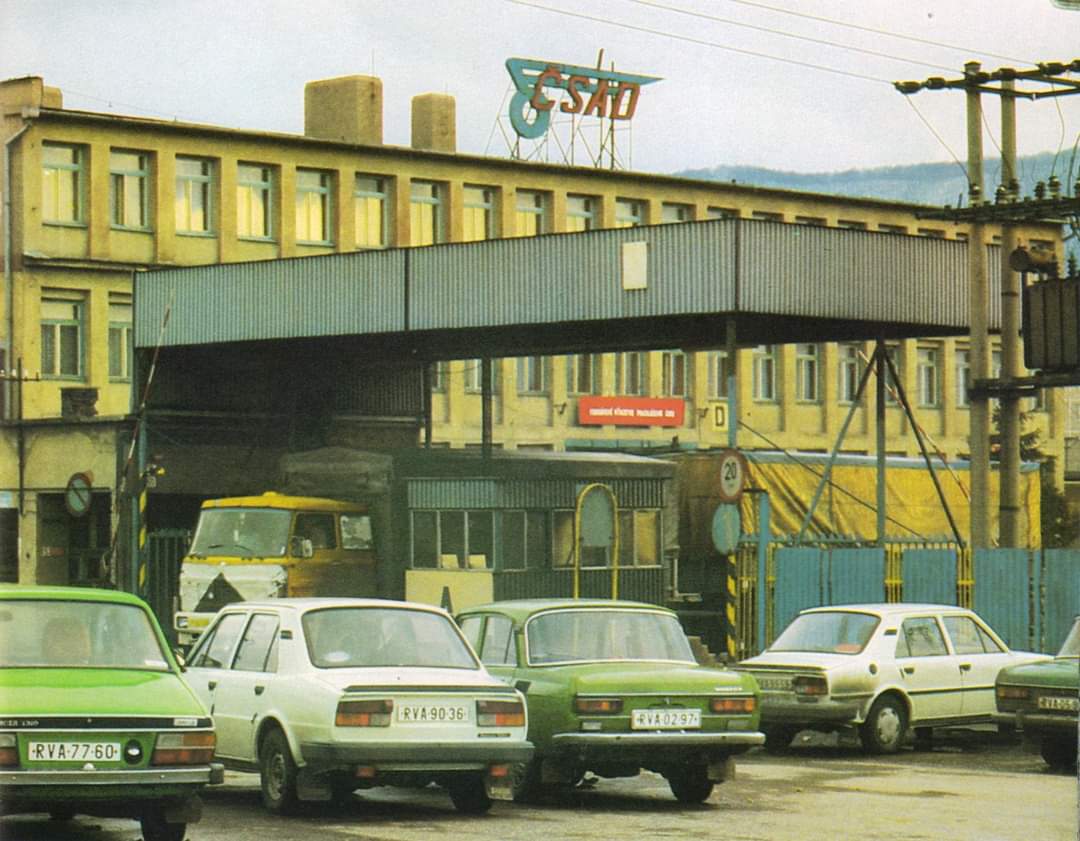 socialismus_eu's tweet photo. #🇨🇿 #normalizace #socialismus #komunismus #komunismus #komunizmus #totalita #nostalgie #roznava #cssr #czechoslovakia #ceskoslovensko #madeinczechoslovakia #jaktobylodoopravdy #Pametnaroda #pamet_naroda #csad #čsad https://t.co/FTVHiZdSZw