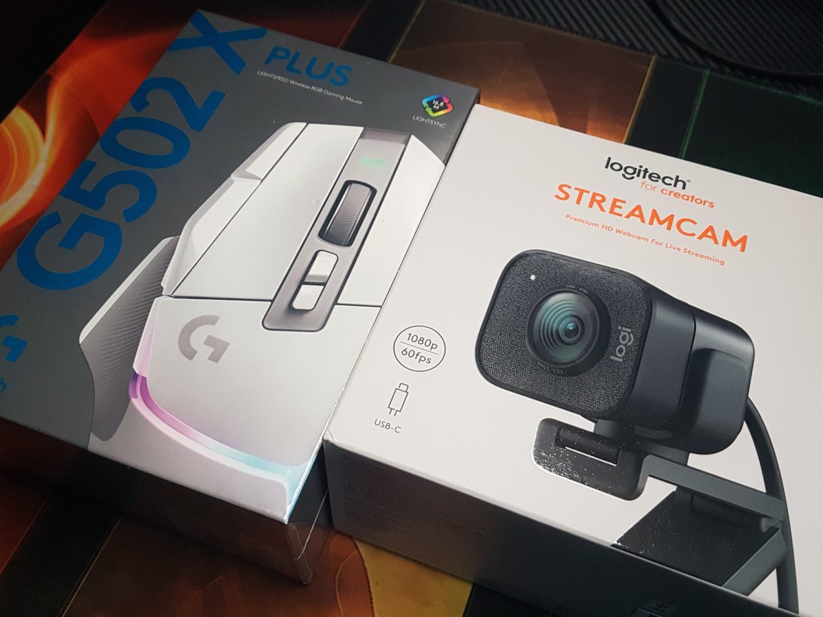AyinMaiden's tweet photo. I’m very grateful to announce that I’m recently #sponsored by @LogitechG! 🥳 

Here are my Unboxing &amp; Review vids!
🖱️ https://t.co/B7xHJs7G0g
📷 https://t.co/qHw13L4ZiD

Join the Logitech G502X #Giveaway! (SG only)
https://t.co/NtMEc4W4Z3

#HappyLogiDays #LogitechG #Singapore https://t.co/inrsSMShBn