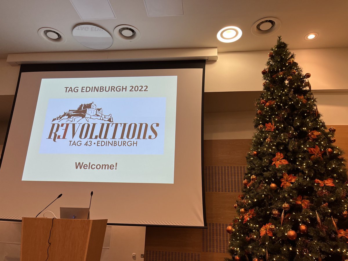 We made it! ⁦⁦<a href="/EdinArch/">Edinburgh Archaeology</a>⁩ ⁦<a href="/AntiquityTAG/">TAG44@UEANorwich</a>⁩ kicked off in style! Getting ready for our plenary session at 5pm, with a brilliant keynote lecture by ⁦<a href="/davidwengrow/">David Wengrow</a>⁩ followed by welcome drinks 🍹