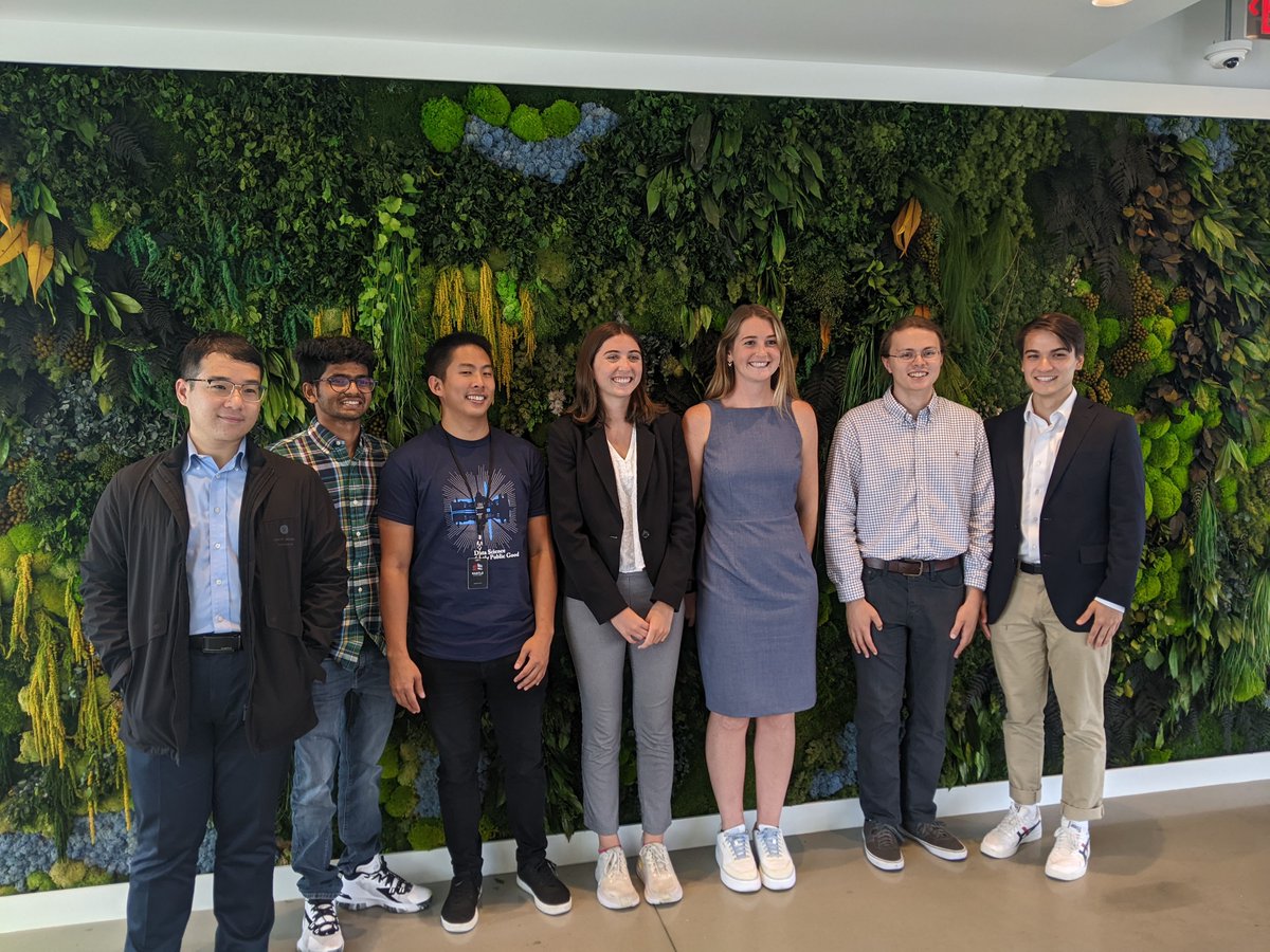 #ThrowbackThursday to this year’s Data Science for the Public Good Young Scholars program! To learn more about the program and how to apply, click here: ow.ly/B4W350M1stm. @UVACareerCenter