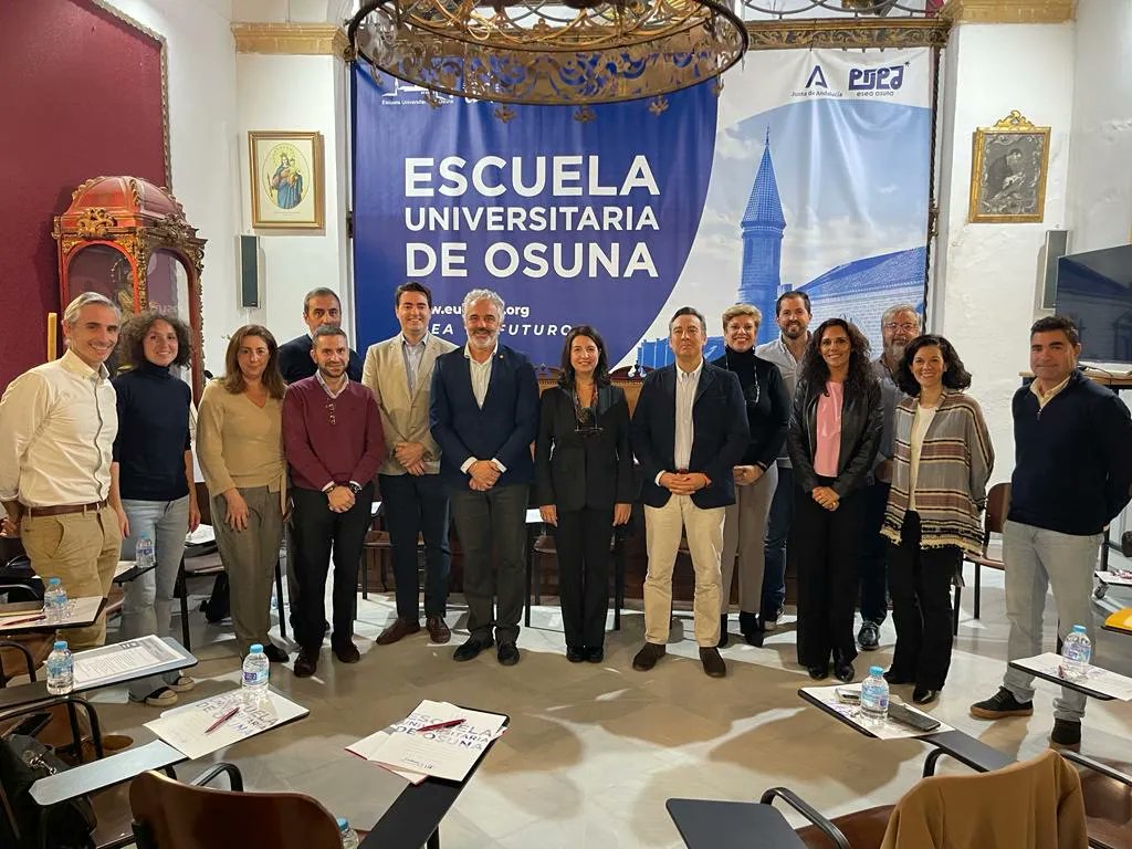 CEUAndalucia's tweet photo. Cardenal Spínola CEU participa en la reunión intercentros de Educación https://t.co/PRjBAGOGi9 @unisevilla @BeatrizHoster @EU_OSUNA #educacion https://t.co/H9qOVWAvVp