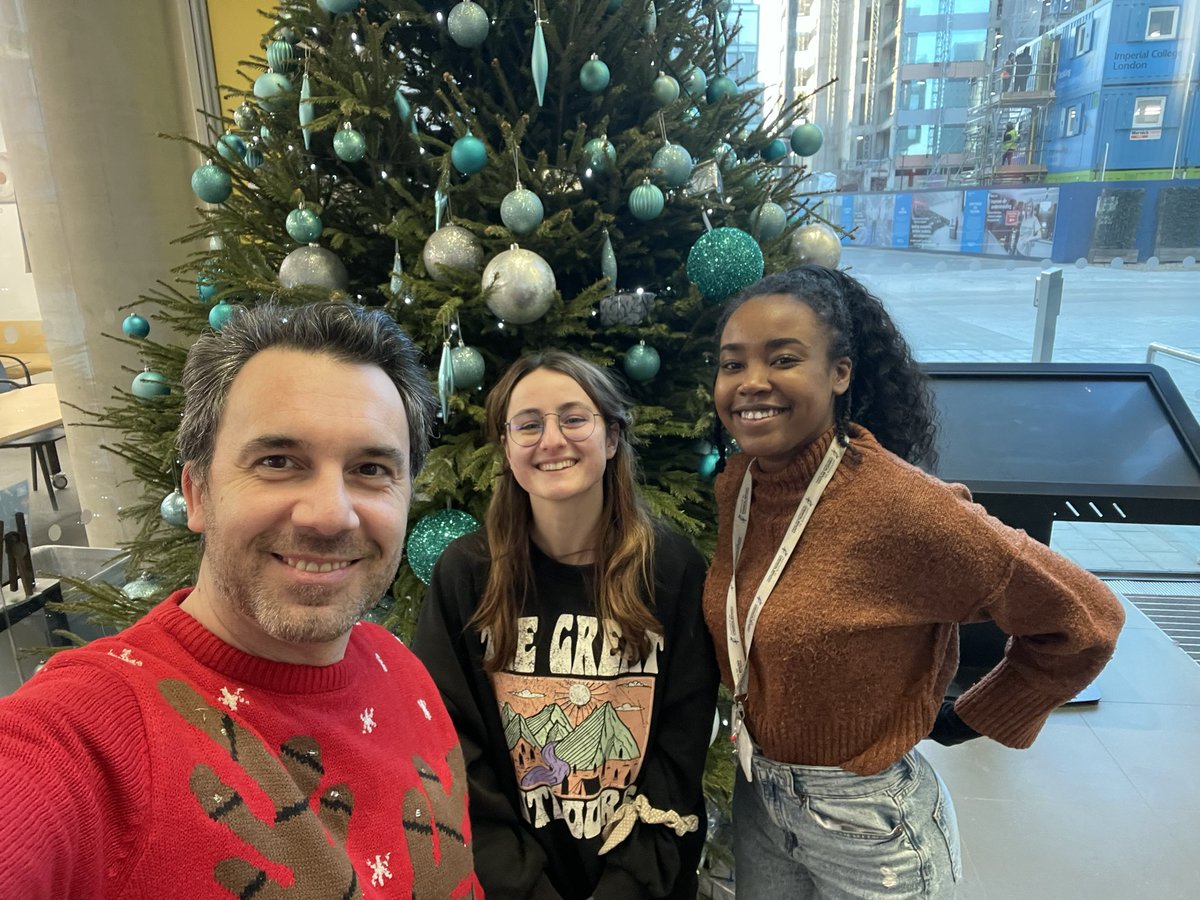 Di Antonio Research Group (@diantoniolab1) on Twitter photo Proud supervisor moment with both <a href="/JennaRobinson27/">jenna robinson</a> and @FedericaRaguseo from the group winning ex aequo the PhD talk competition of today #G4webinar.
Great job girls 👏 Proud supervisor moment with both <a href="/JennaRobinson27/">jenna robinson</a> and @FedericaRaguseo from the group winning ex aequo the PhD talk competition of today #G4webinar.
Great job girls 👏